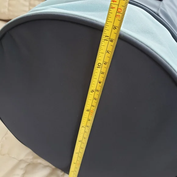 BOSS Hobo Bag. - Picture 3 of 8